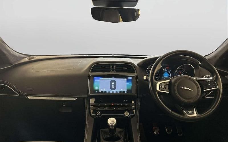 Used Jaguar F-Pace R-Sport 163 HP (119 kW) 2020 SUV