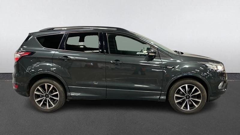Used Ford Kuga ST-Line 120 HP (88 kW) 2018 Green SUV