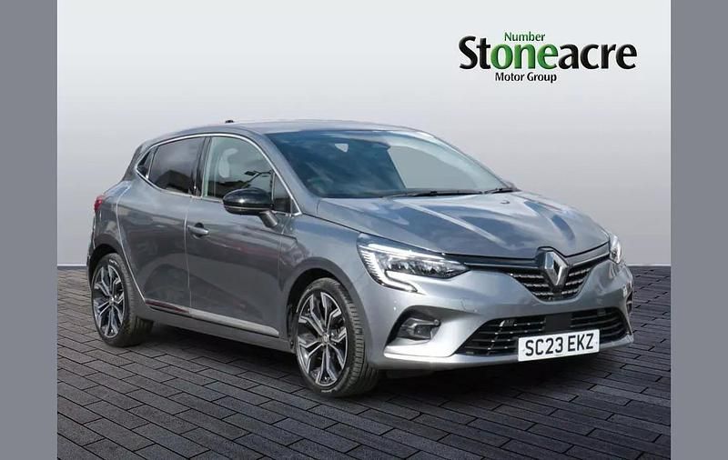 Grey Used 2023 Renault Clio V Techno Hatchback | £14,995 (Fair price) - Image 1/4