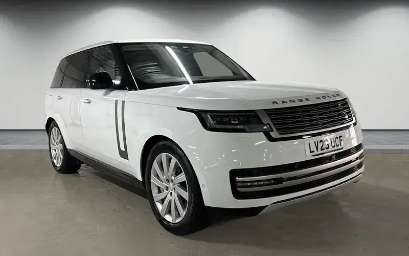 Used Land Rover Range Rover SE 441 HP (324 kW) 2023 SUV