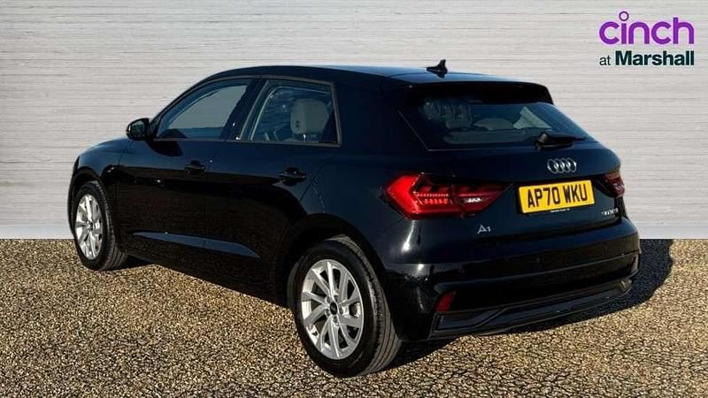 Usado Audi A1 Sport 110 HP (80 kW) 2021 Preto SUV