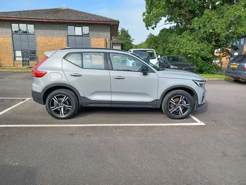 Used Volvo XC40 Plus 161 HP (118 kW) 2024 SUV