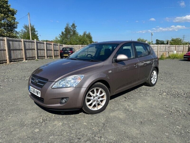 Bronze Used 2008 Kia Ceed Hatchback | £995 (Super price) - Image 1/4