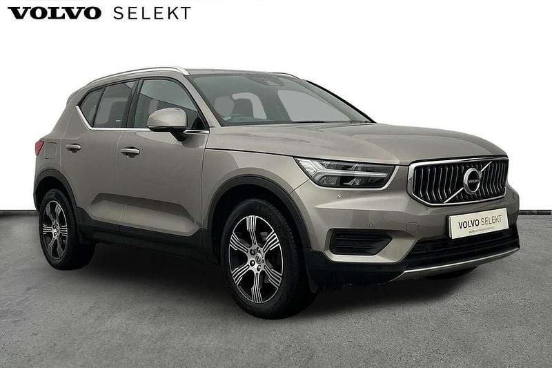 Grey Used 2022 Volvo XC40 Inscription SUV | £21,000 (Fair price) - Image 1/3