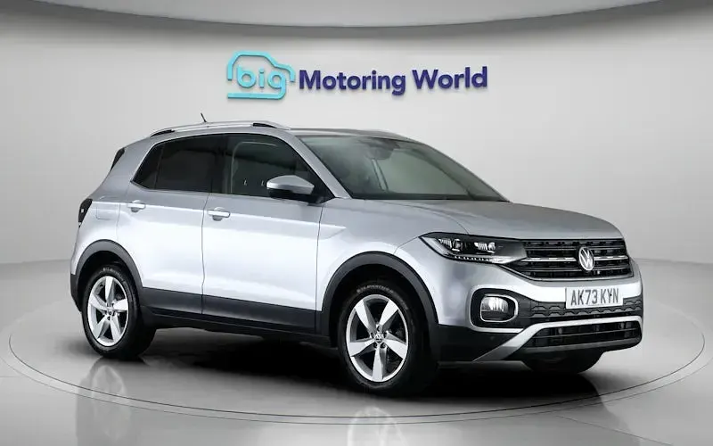 Usado VW T-Cross SEL 110 HP (80 kW) 2023 Prateado SUV
