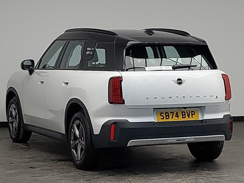 Used Mini Countryman Classic 218 HP (160 kW) 2024 White SUV