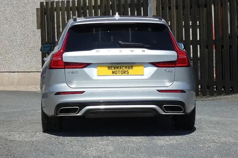 Used Volvo V60 R-Design 2020 Silver Estate