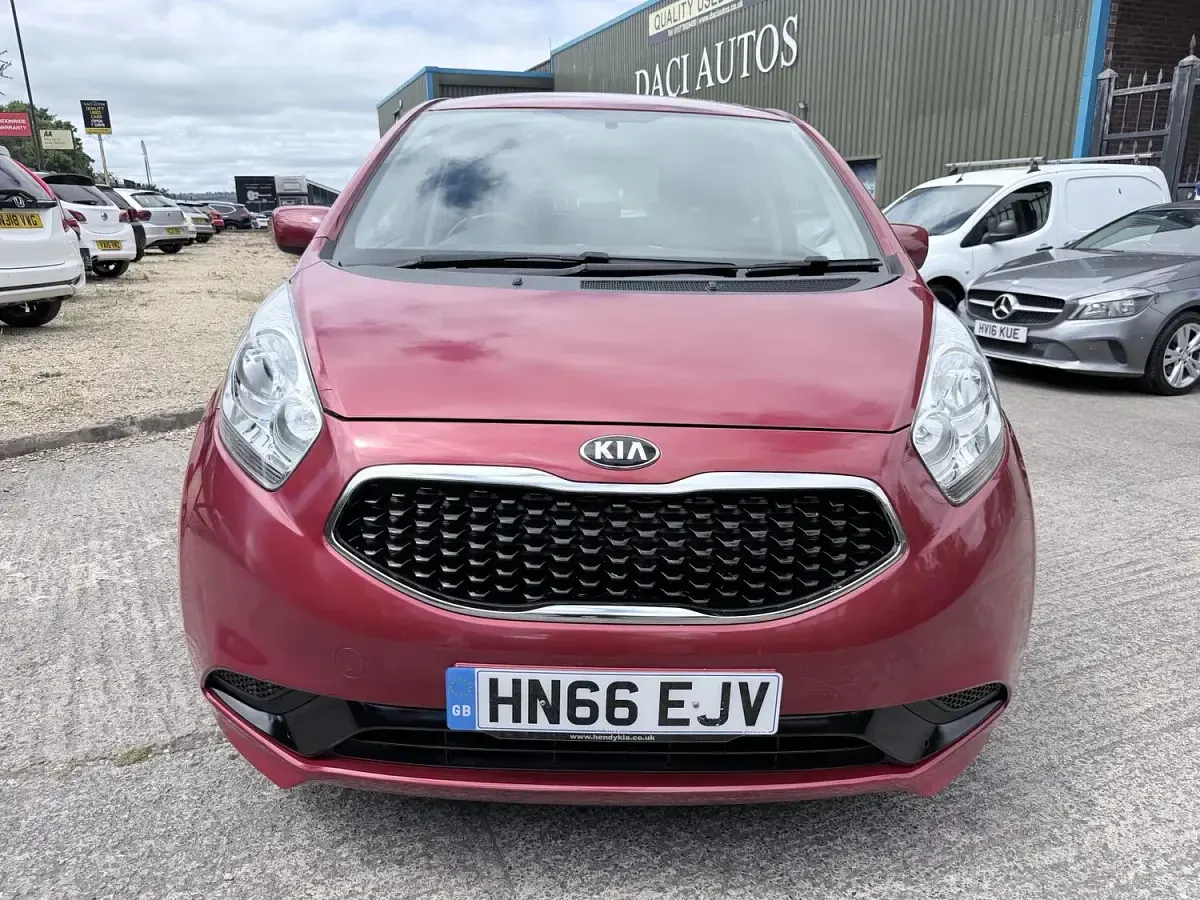 Used Kia Venga 2016 Red Hatchback