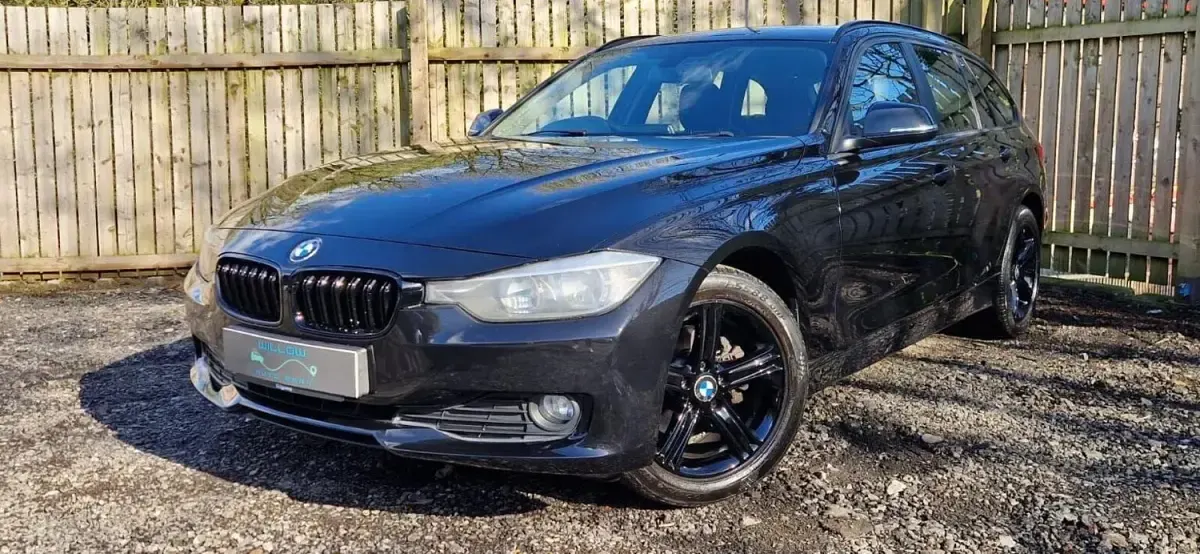 Begagnad BMW 320 Comfort Edition 2014 Svart Kombi