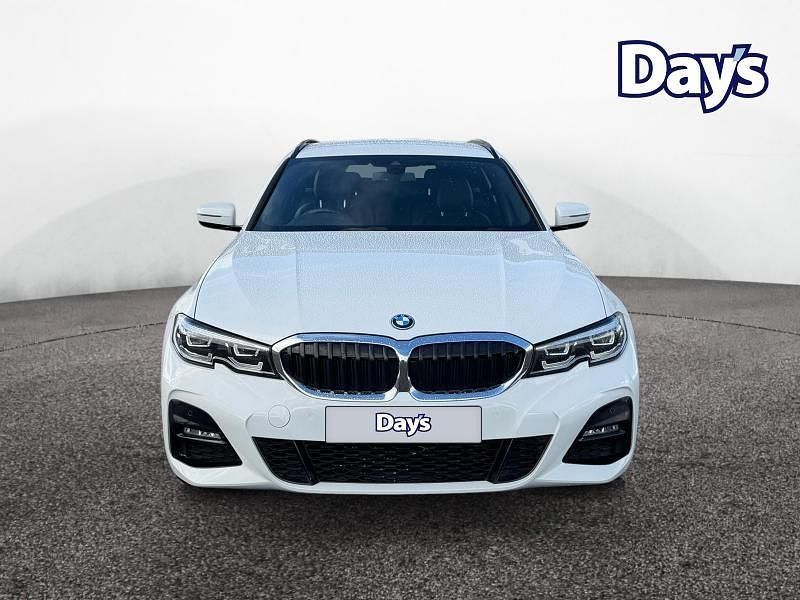 Used BMW 330e M Sport 292 HP (214 kW) 2022 White Estate