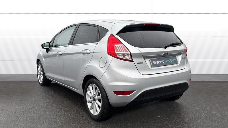Used Ford Fiesta Titanium 100 HP (73 kW) 2016 Hatchback