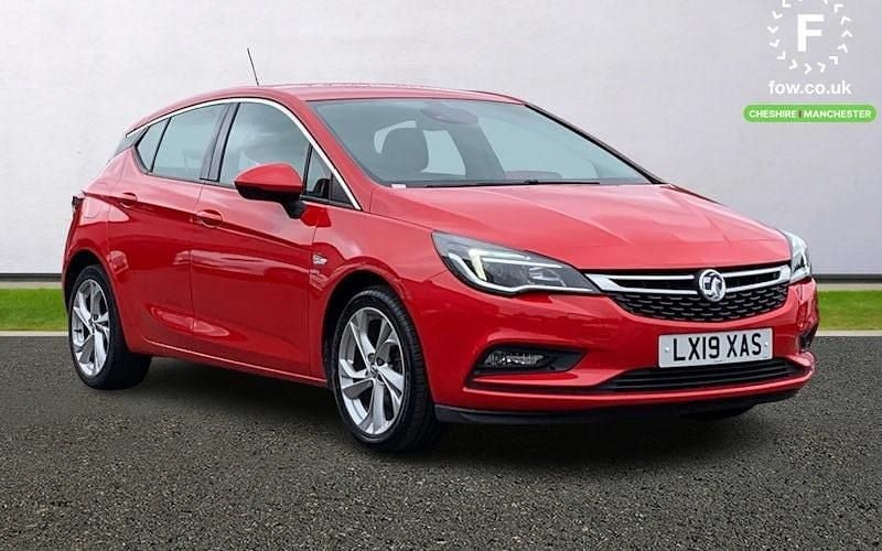 Red Used 2019 Vauxhall Astra Active Hatchback | £10,099 (Fair price) - Image 1/4