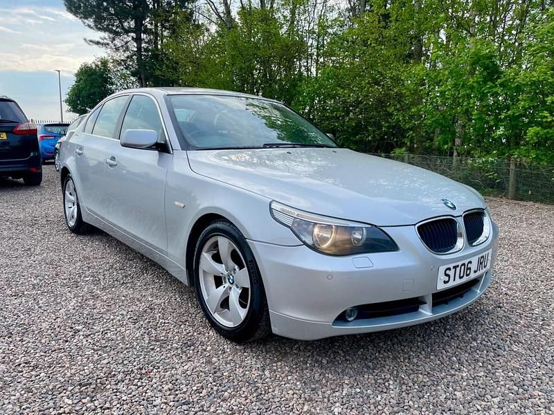 Silver Used 2006 BMW 520 Comfort Edition Sedan | £2,999 (Expensive) - Image 1/4