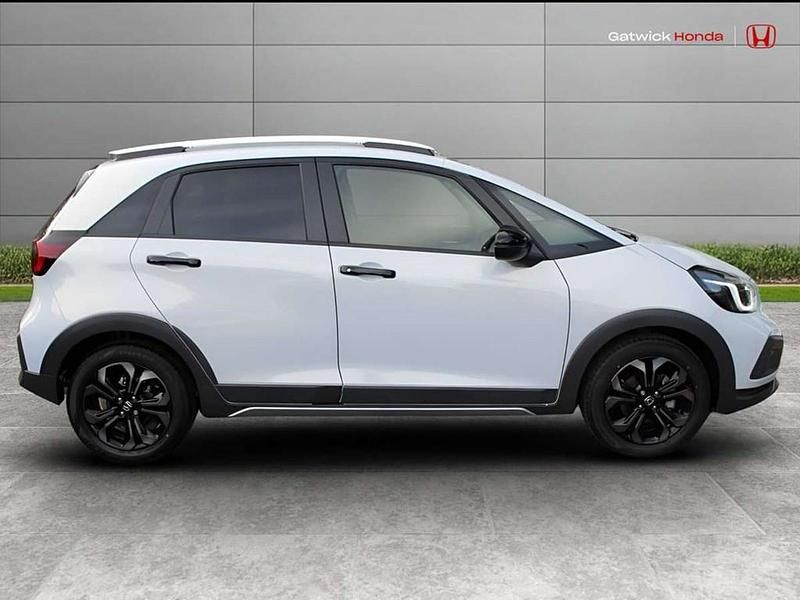 Used Honda Jazz Advance 122 HP (89 kW) 2025 Crystal red Hatchback