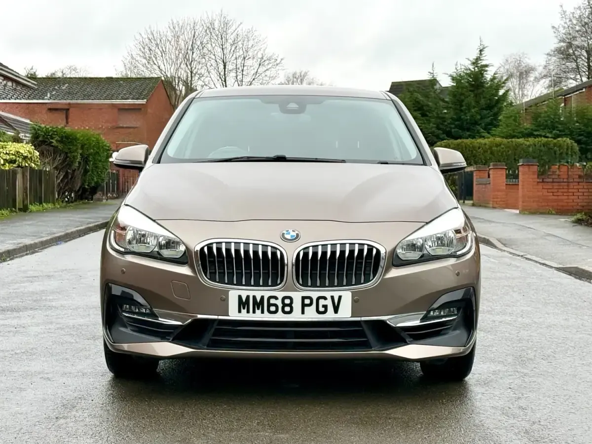 Usado BMW 220 Luxury Line 190 CV (139 kW) 2018 Beige Familiar