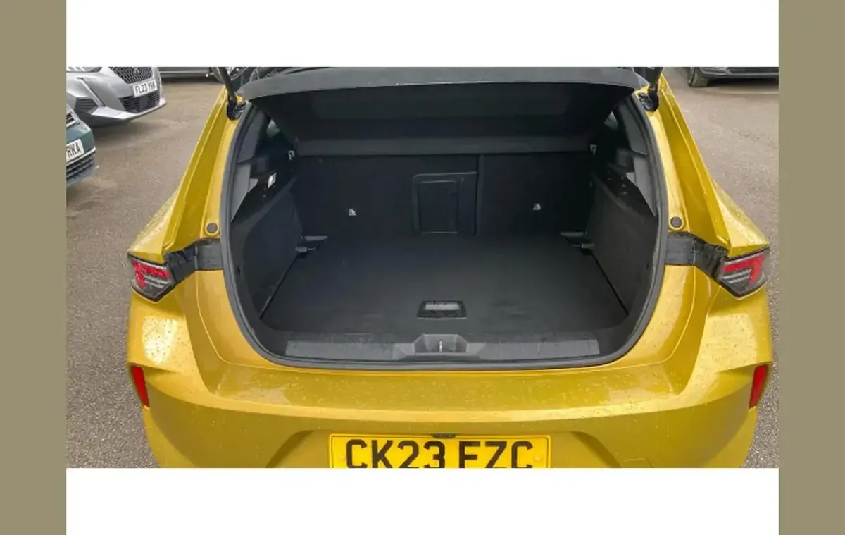 Used Vauxhall Astra 128 HP (94 kW) 2023 Other Hatchback