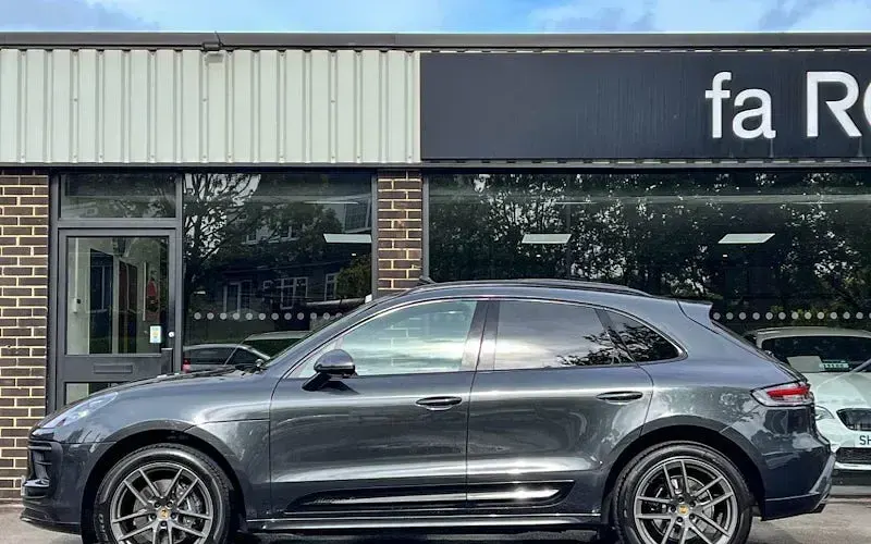 Begagnad Porsche Macan 265 HK (194 kW) 2025 SUV