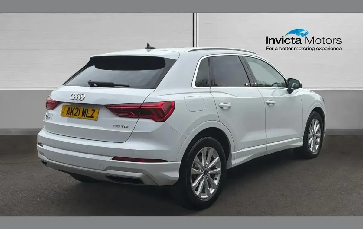 Begagnad Audi Q3 Sport 150 HK (110 kW) 2021 Vit SUV