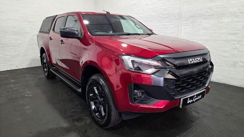 New Isuzu D-Max 162 HP (119 kW) 2025 Red Pickup