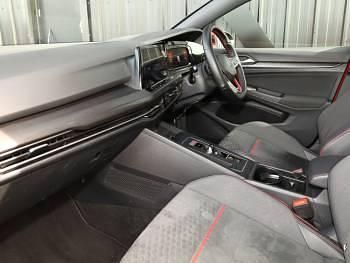 Used VW Golf VII GTI Clubsport 300 HP (220 kW) 2021 Red Hatchback