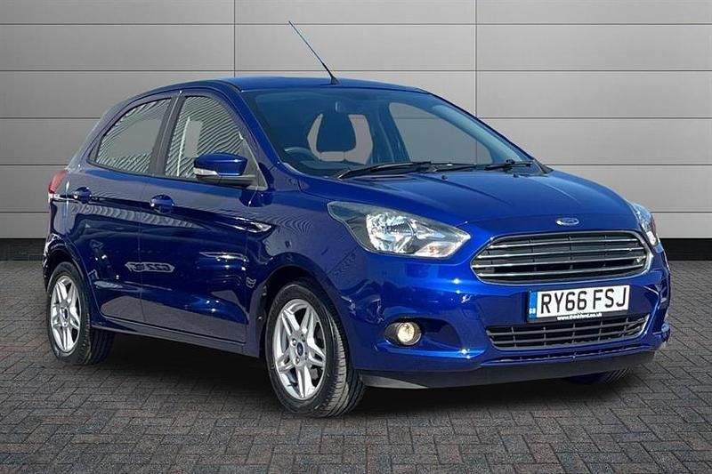 Used Ford Ka Plus Zetec 70 HP (51 kW) 2017 Blue Hatchback