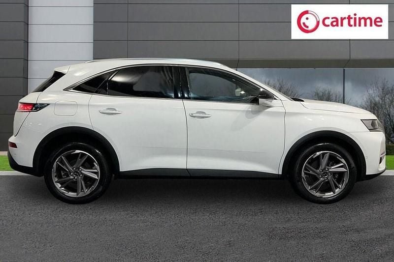 Used DS Automobiles DS3 Rivoli 130 HP (95 kW) 2022 White Hatchback