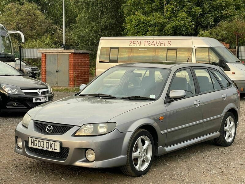 Used Mazda 323 Inclusive 129 HP (94 kW) 2002 Silver Hatchback