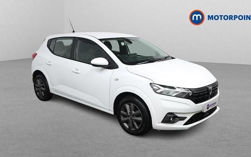 Used Dacia Sandero Comfort 91 HP (66 kW) 2022 White Hatchback