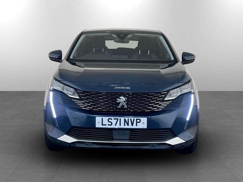 Usado Peugeot 3008 Active Premium 131 CV (96 kW) 2021 SUV
