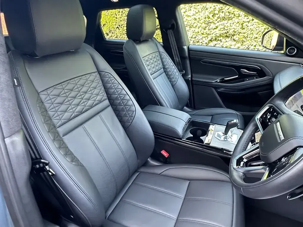 Used Land Rover Range Rover evoque Autobiography 204 HP (150 kW) 2023 Grey SUV