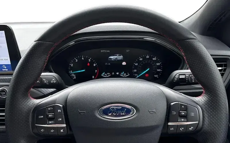 Used Ford Focus ST-Line X 125 HP (91 kW) 2019 Silver Hatchback