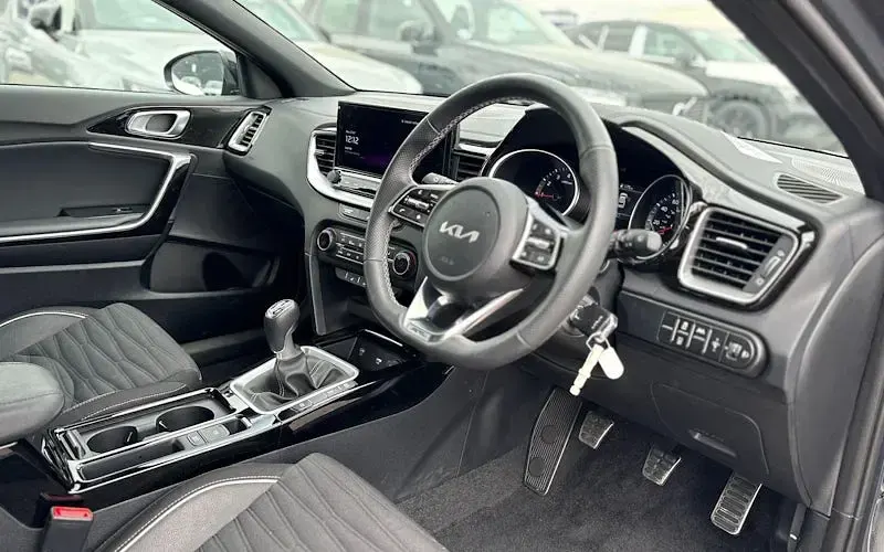 Used Kia XCeed GT-Line 114 HP (83 kW) 2025 Grey SUV