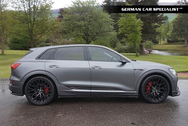 Used Audi e-tron 300 kW (408 HP) 2019 Grey SUV