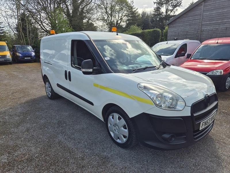 Used Fiat Doblò 2013 White MPV