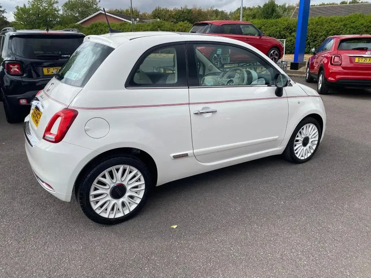 Used Fiat 500 Dolcevita 69 HP (50 kW) 2019 White Hatchback