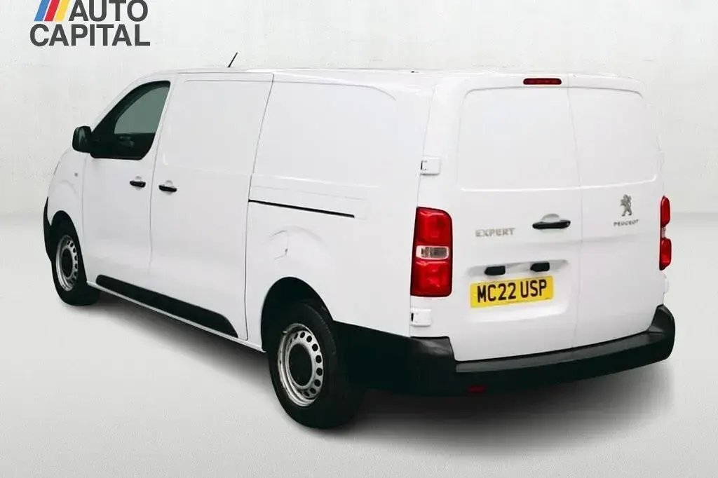 Begagnad Peugeot Expert Premium 100 HK (73 kW) 2022 Vit Van