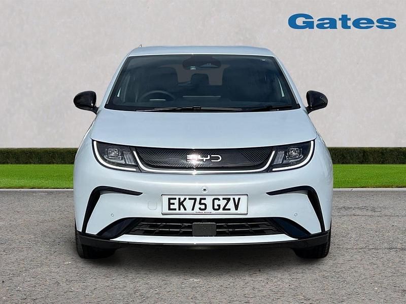 Used BYD Dolphin Comfort 150 kW (204 HP) 2025 White Hatchback