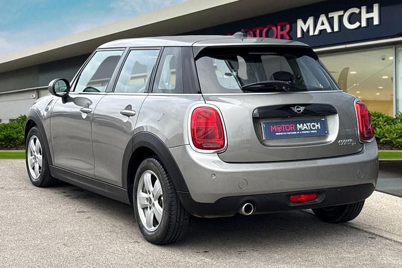 Used Mini Cooper D Hatch 2018 Silver Hatchback