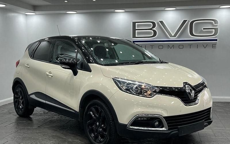 Cream/black Used 2013 Renault Captur Dynamique SUV | £5,994 (Fair price) - Image 1/1