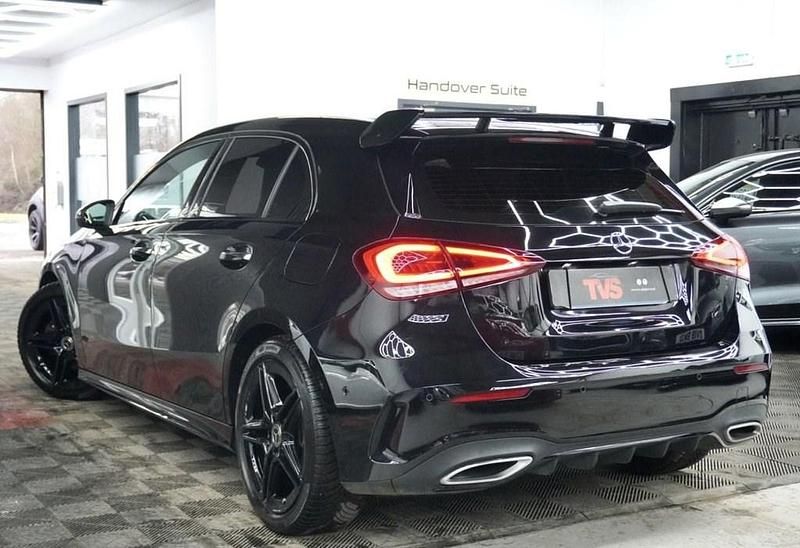 Used Mercedes A180 AMG Line Premium 136 HP (100 kW) 2018 Black Hatchback