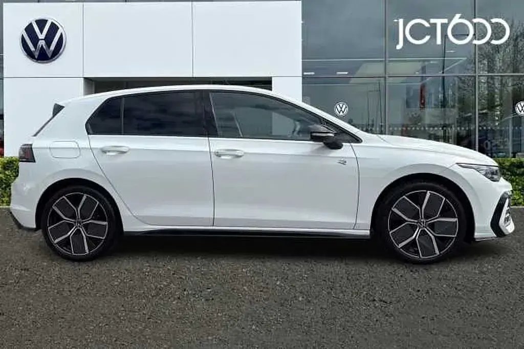 New VW Golf VIII 150 HP (110 kW) 2026