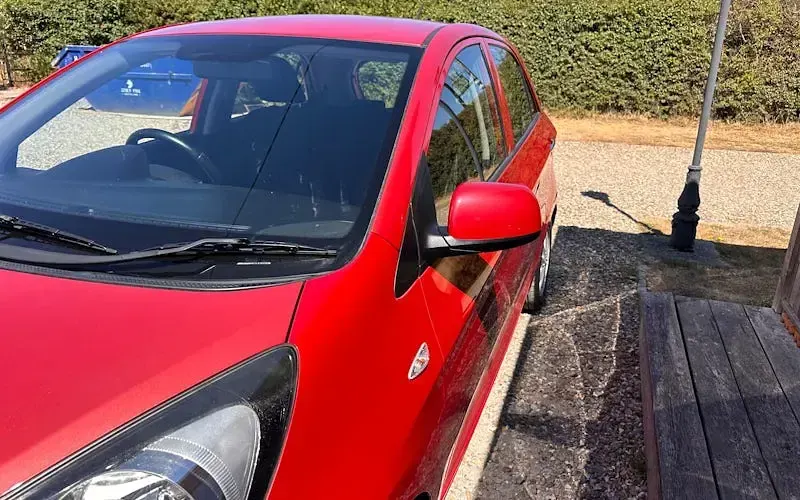 Used Kia Picanto 69 HP (50 kW) 2014 Red Hatchback