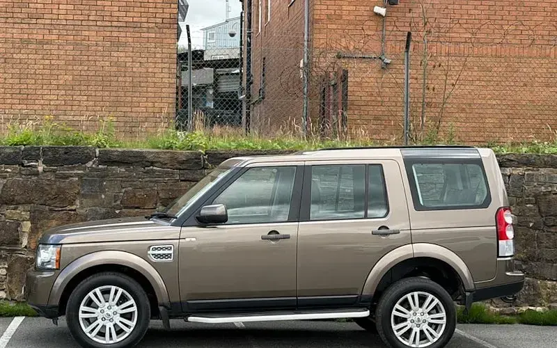 Used Land Rover Discovery 256 HP (188 kW) 2012 Bronze SUV