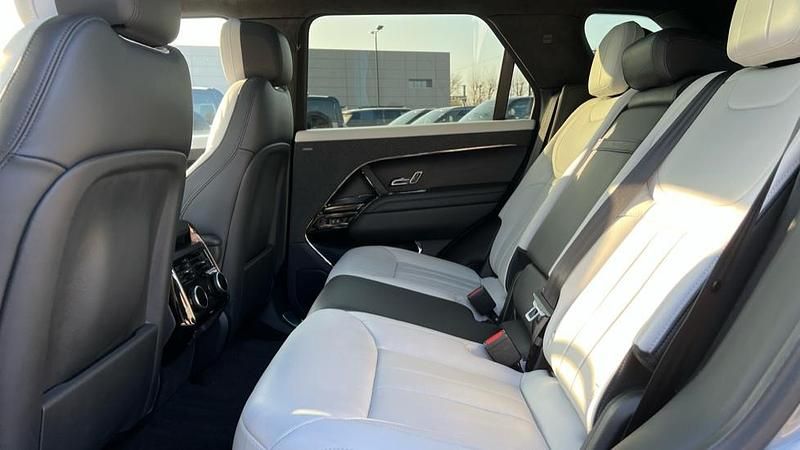 Used Land Rover Range Rover Sport Autobiography 440 HP (323 kW) 2023 Metallic  eiger grey SUV