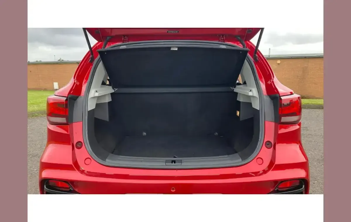 Used MG ZS Exclusive 106 HP (77 kW) 2020 Red SUV