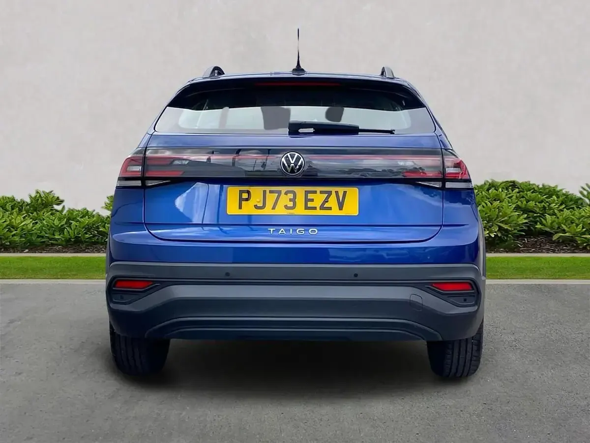 Used VW Taigo Life 110 HP (80 kW) 2023 Blue SUV