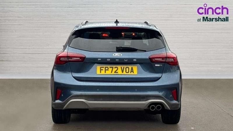 Used Ford Focus Active 155 HP (114 kW) 2023 Blue Hatchback