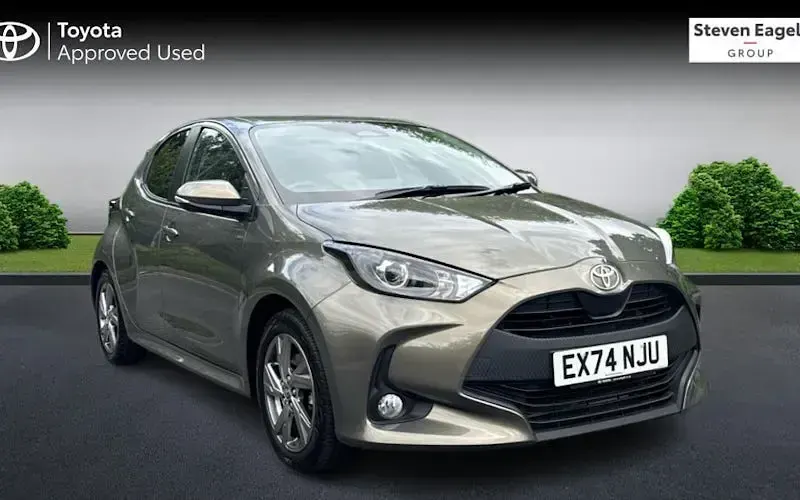 Second-hand Toyota Yaris Hybrid 116 CP (85 kW) 2026 Hatchback