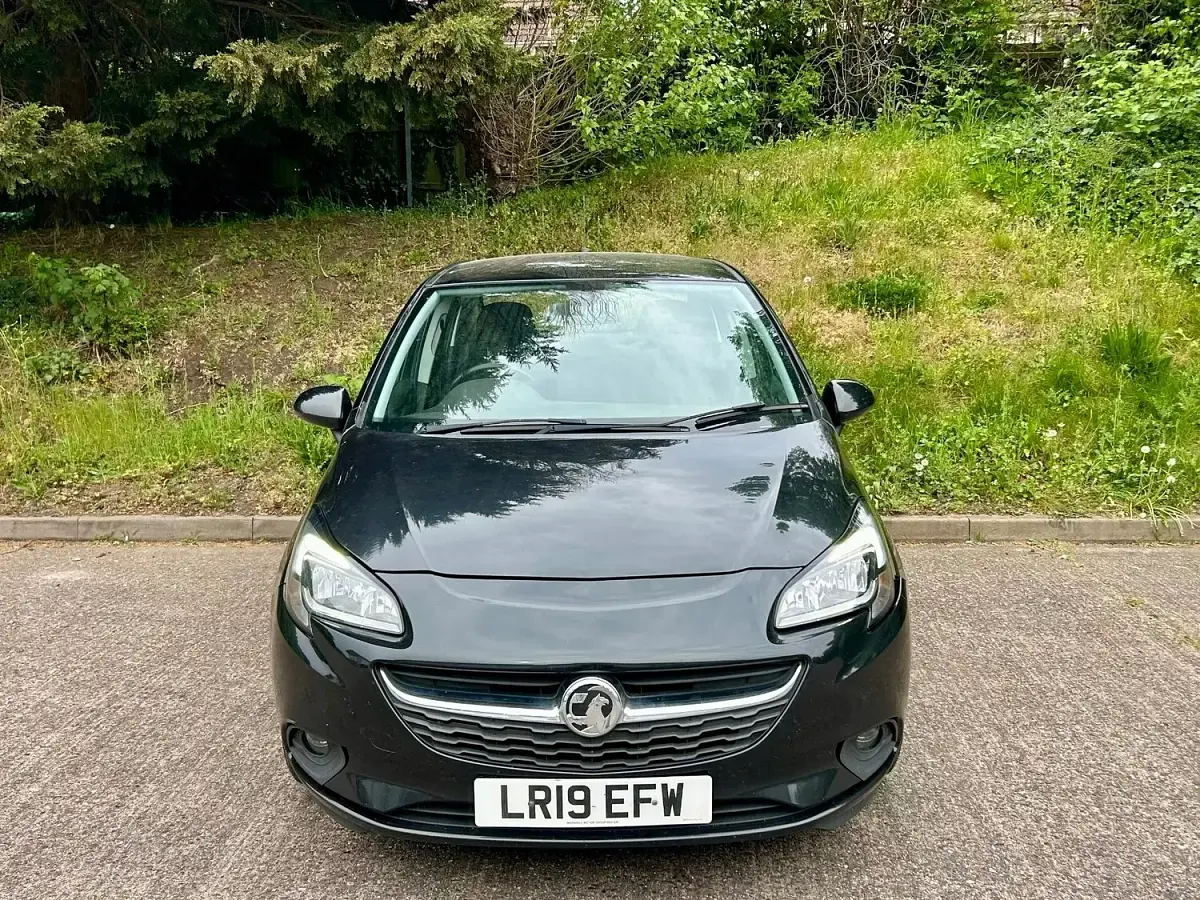 Used Vauxhall Corsa SRi 90 HP (66 kW) 2019 Black Hatchback