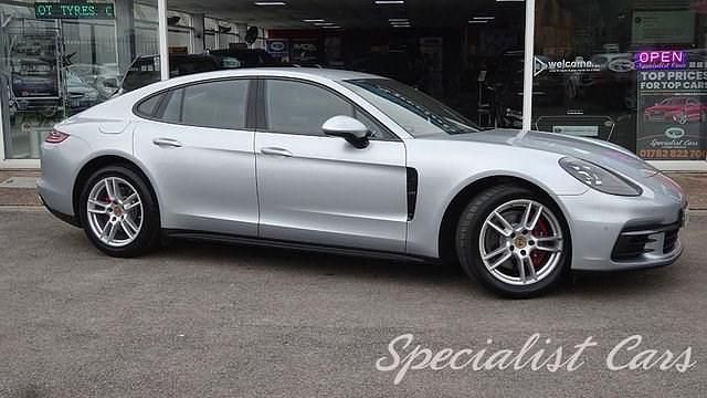Used Porsche Panamera 330 HP (242 kW) 2017 Silver Sedan